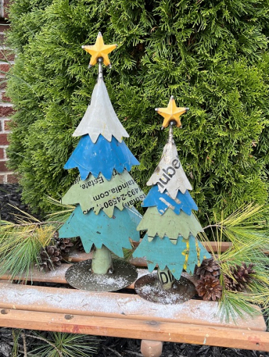 CHIRSTMAS TREE'S LARGE & SMALL METAL AVAIL JULY 2024